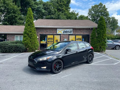 Used 2016 Ford Focus SE w/ Equipment Group 201A image 3