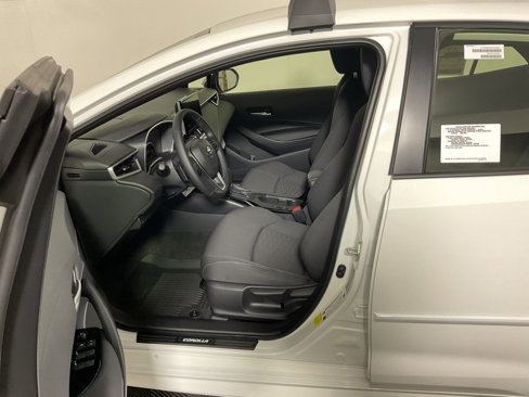 New 2025 Toyota Corolla SE image 19