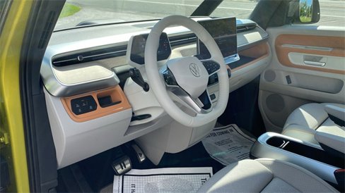 New 2025 Volkswagen ID. Buzz 1st Edition image 11