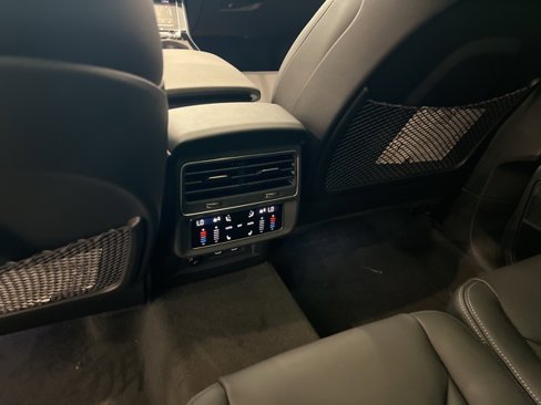 New 2025 Audi Q7 3.0T Prestige image 15