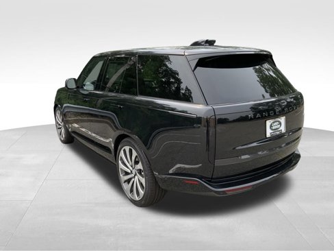 New 2025 Land Rover Range Rover SE image 6