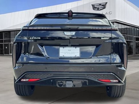 New 2026 Cadillac Lyriq V image 6