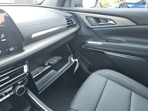 New 2026 Chevrolet Traverse LT w/ Sun and Wheel Package image 58