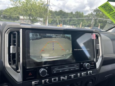 Used 2025 Nissan Frontier SV w/ SV Convenience Package image 20