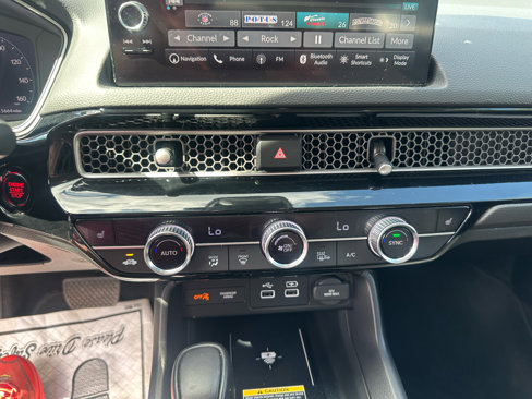 Used 2022 Honda Civic Touring image 15