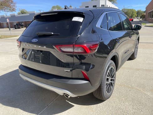 New 2026 Ford Escape SE image 4