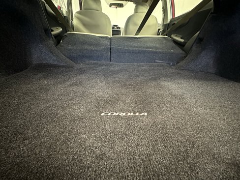 Used 2013 Toyota Corolla LE image 11