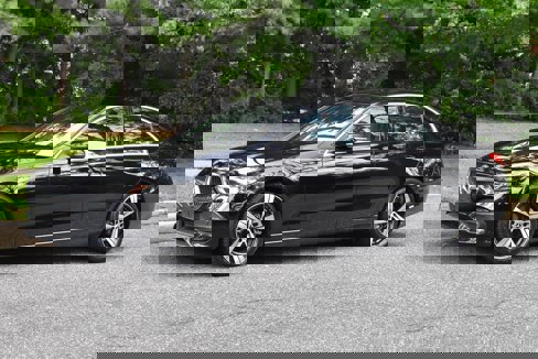 Used 2024 Mercedes-Benz C 300 4MATIC Sedan image 2