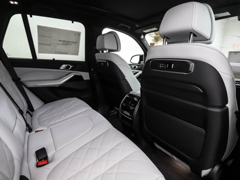 New 2026 BMW X5 M60i image 27