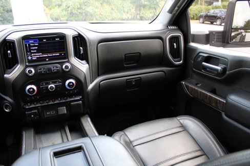 Used 2022 GMC Sierra 3500 Denali w/ Denali Ultimate Package image 15