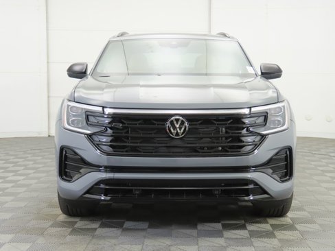 New 2026 Volkswagen Atlas Cross Sport SEL R-Line image 2