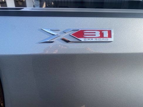 Used 2025 GMC Sierra 1500 Elevation w/ Elevation Premium Package image 13