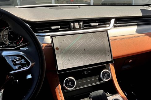 New 2026 Jaguar F-PACE R-Dynamic S image 7