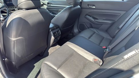 Used 2023 Nissan Altima 2.5 SL image 7
