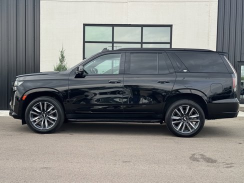 Used 2023 Cadillac Escalade Sport image 2