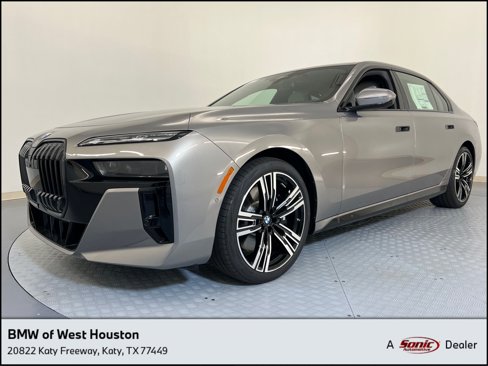 New 2026 BMW 740i w/ Executive Package image 1
