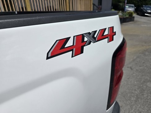 Used 2018 Chevrolet Silverado 1500 LT w/ All Star Edition image 16