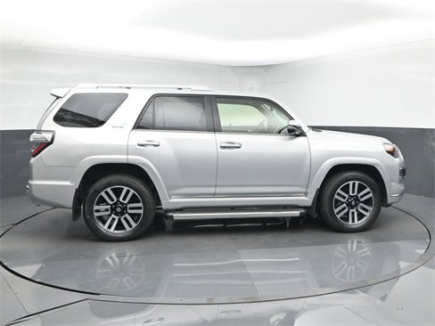 Used 2024 Toyota 4Runner Limited image 8