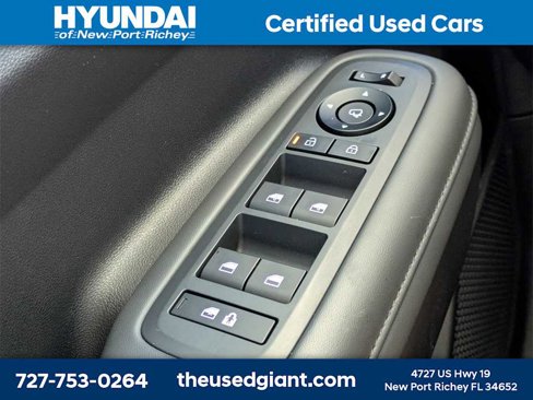 Used 2025 Hyundai Santa Fe Limited image 41