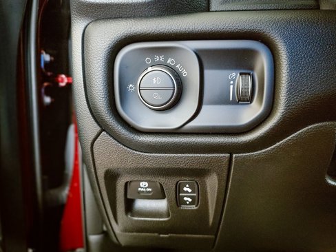 Used 2022 RAM 1500 Big Horn image 9