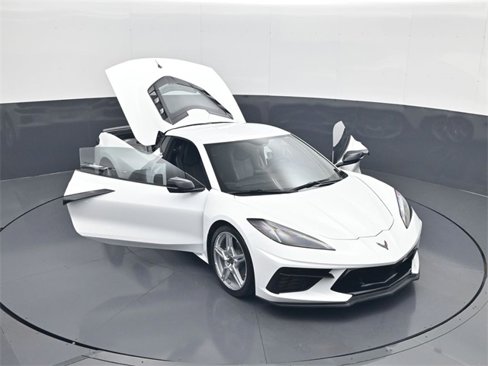 Used 2023 Chevrolet Corvette Stingray Coupe w/ 1LT image 28
