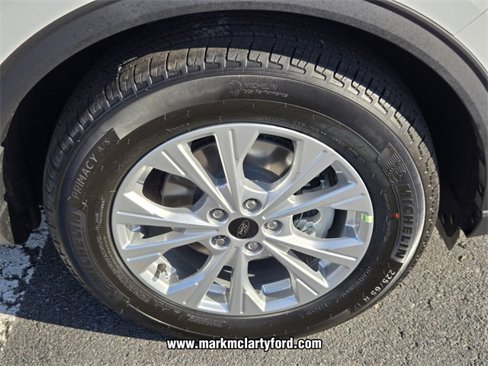 New 2026 Ford Escape Active image 13