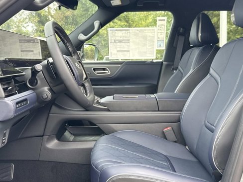 New 2026 INFINITI QX80 Sensory image 16