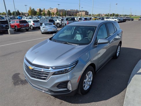 Used 2024 Chevrolet Equinox LT image 8