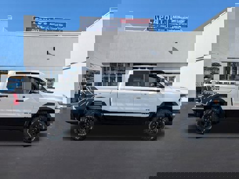 New 2026 RAM 1500 Rebel image 2