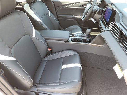 New 2026 Toyota Camry SE image 10
