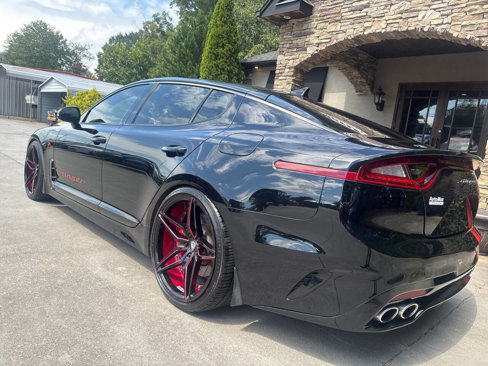 Used 2018 Kia Stinger GT2 image 3