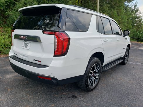 Used 2024 GMC Yukon AT4 image 4