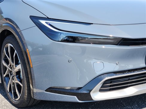 New 2026 Toyota Prius Plug-In Hybrid image 6