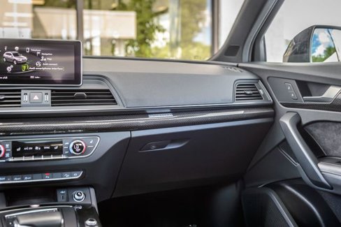 Used 2020 Audi SQ5 Premium Plus w/ Premium Plus Package image 34
