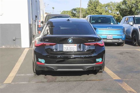 Used 2025 BMW i4 eDrive40 w/ Parking Assistance Package image 9