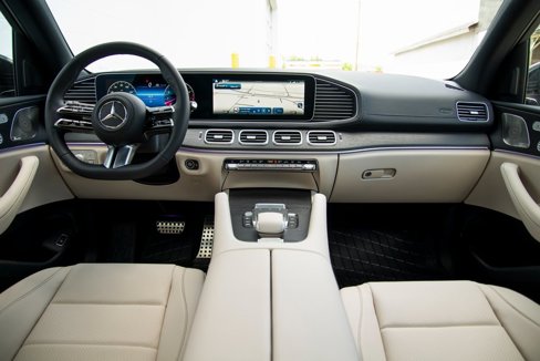Used 2025 Mercedes-Benz GLS 450 4MATIC image 29