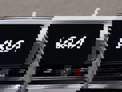 New 2026 Kia Carnival LX image 20