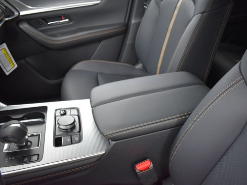 New 2025 MAZDA CX-90 Plug-In Hybrid w/ Premium Plus image 13