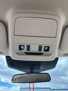 Used 2024 Ford Explorer XLT w/ Equipment Group 202A image 20