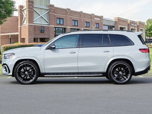 Certified 2025 Mercedes-Benz GLS 450 4MATIC image 8