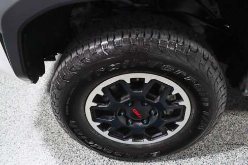 Used 2024 Toyota Tacoma TRD Off-Road image 11