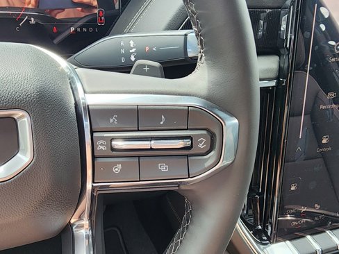 New 2026 GMC Yukon Elevation image 20