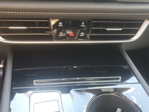 New 2026 Volkswagen Atlas SE image 23