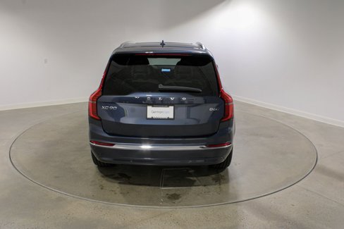 New 2026 Volvo XC90 B6 Plus w/ Protection Package image 4