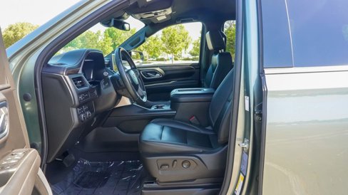 Used 2023 Chevrolet Suburban LT image 23