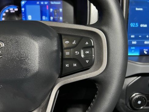 Used 2024 Ford Bronco Big Bend image 9