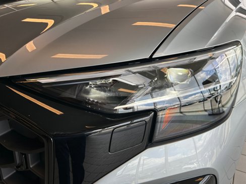 New 2025 Audi Q8 Premium Plus image 26