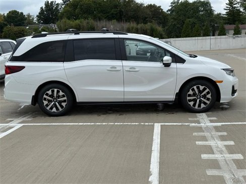 New 2026 Honda Odyssey EX-L image 2