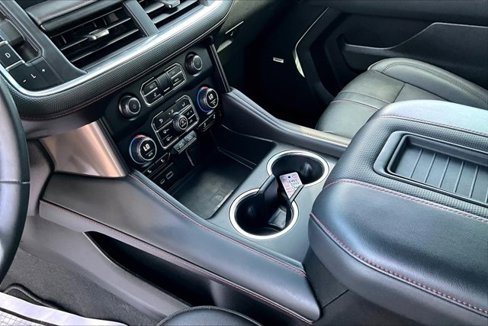 Used 2023 Chevrolet Suburban RST image 18