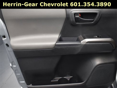 Used 2023 Toyota Tacoma SR5 image 15